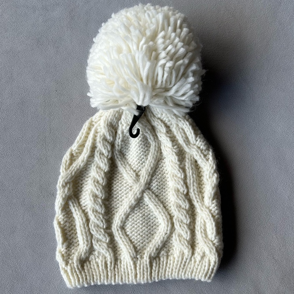 BCBGMaxAzria ~ Cable Knit Toque with Pom ~ Cream ~ 100% Acrylic ~ Brand New!